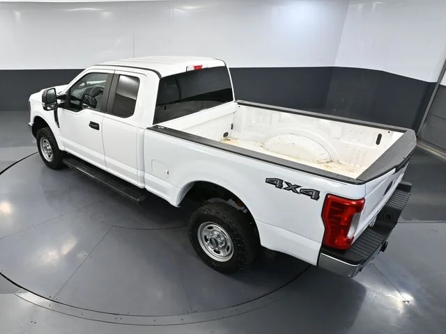 Used 2019 White Ford XL image 48