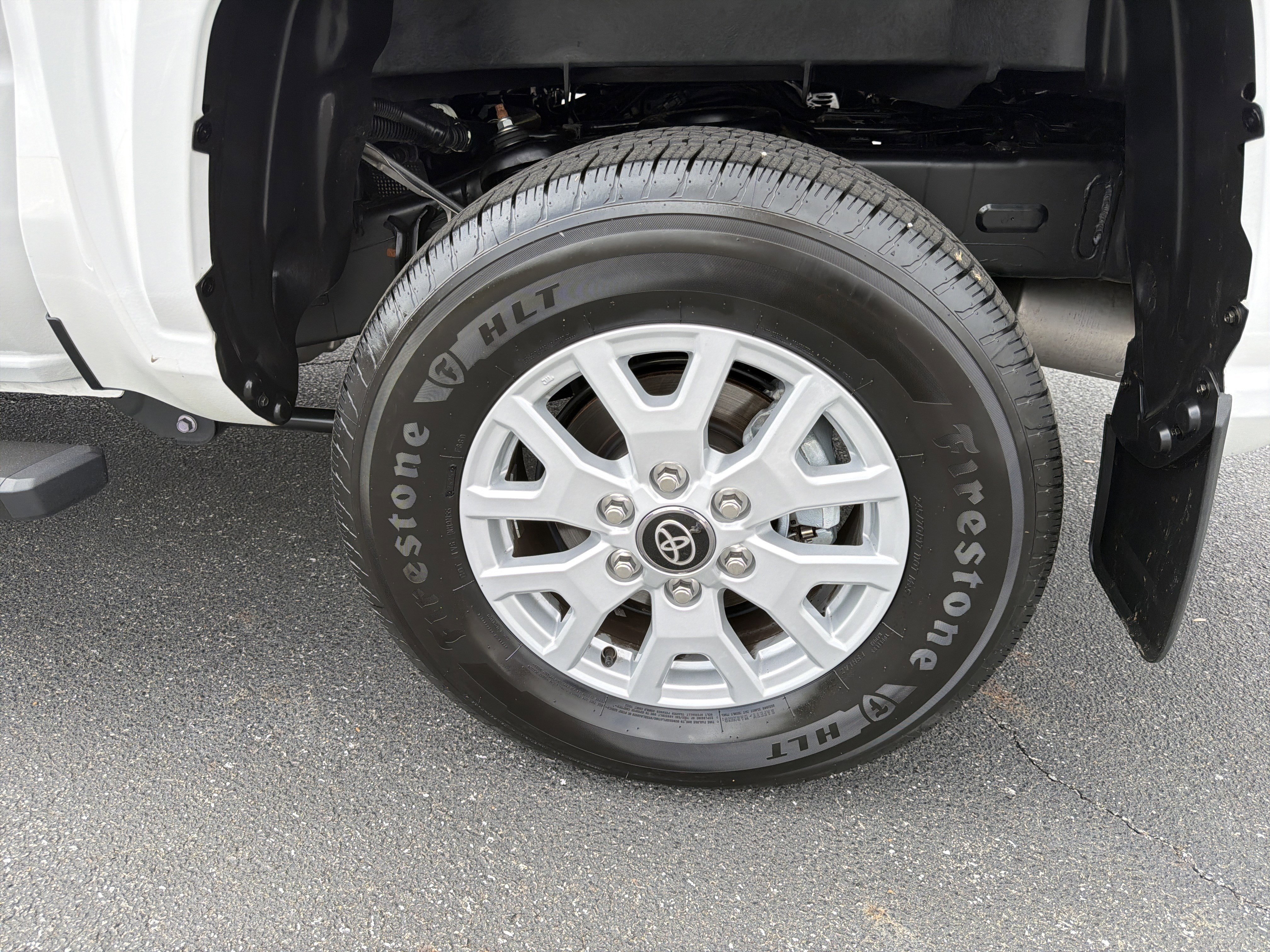 Used 2025 Ice Cap Toyota SR5 image 19