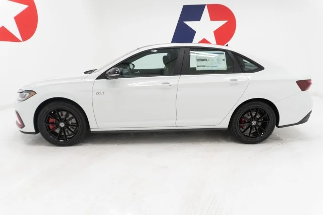 2027 Volkswagen Jetta GLI Autobahn - Photo 10