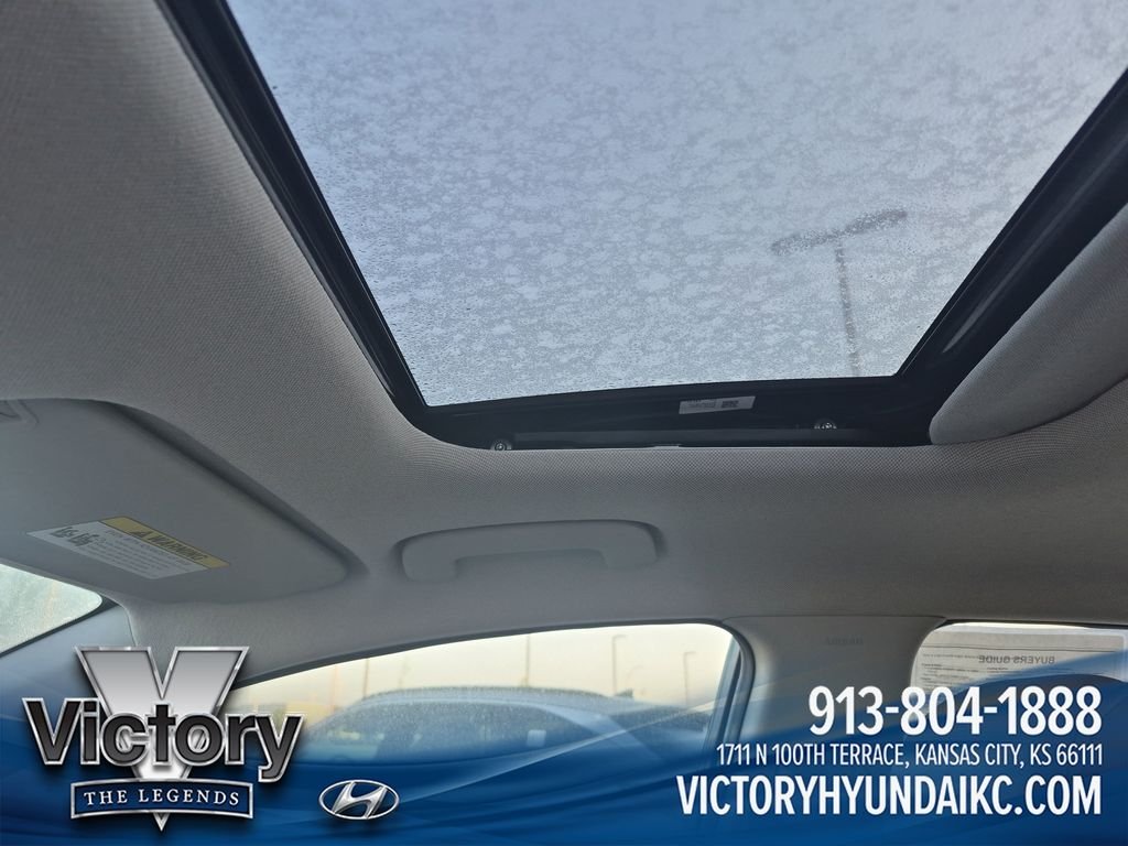 Used 2020 Blue Hyundai Limited image 21