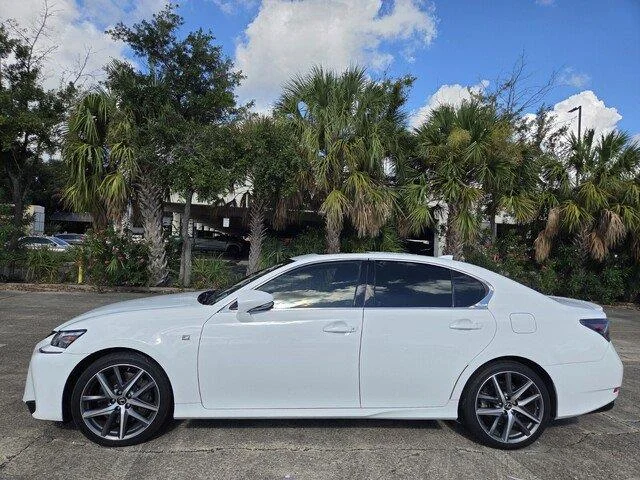 Used 2016 Ultra White Lexus F Sport image 2