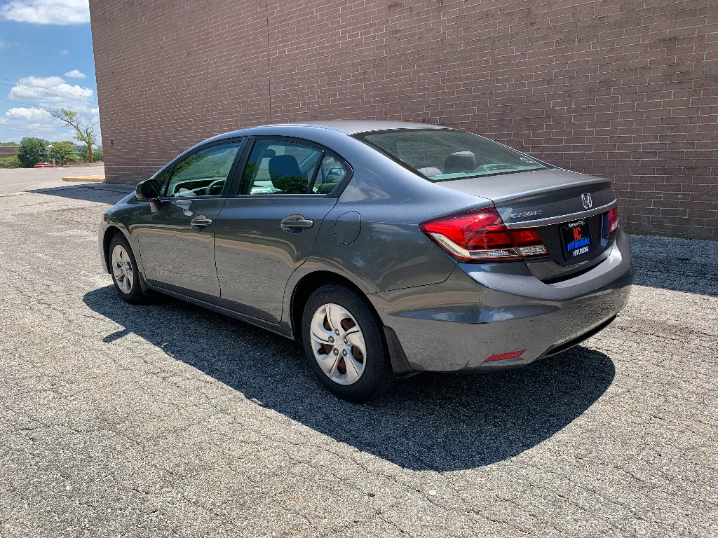 Used 2013 Polished Metal Metallic Honda LX image 4