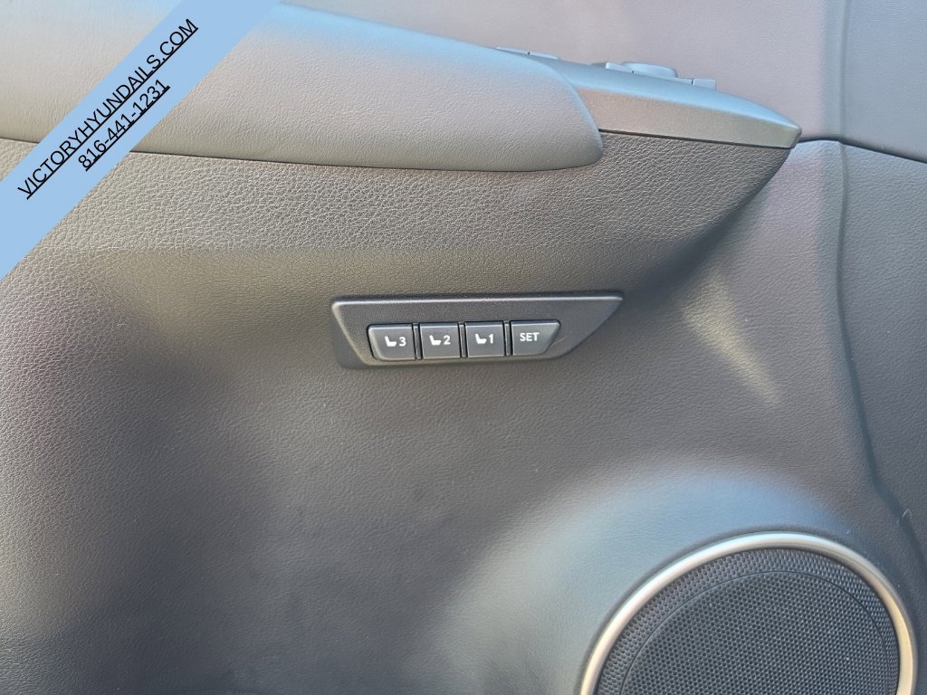 Used 2015 Red Lexus 200t image 15