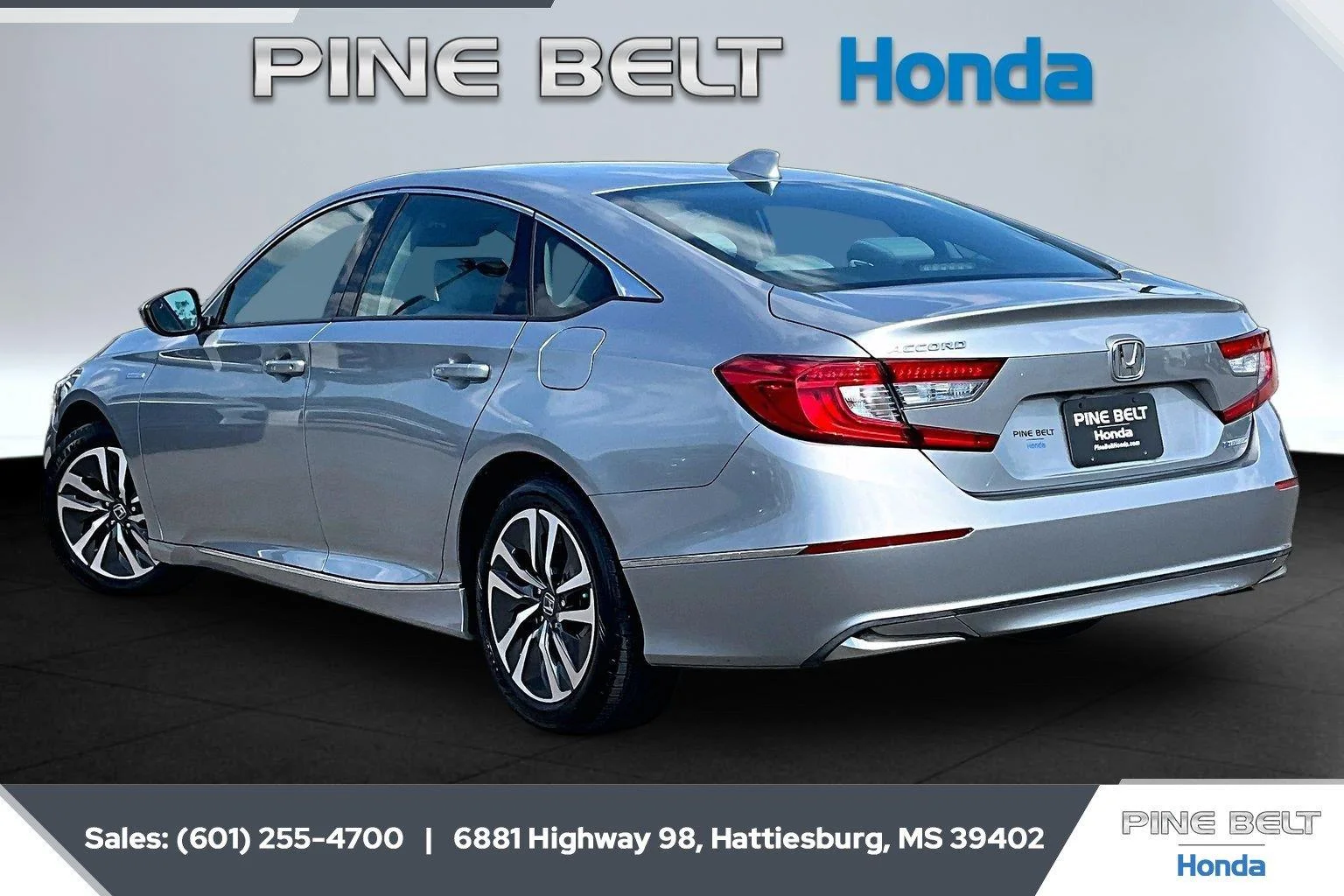 Used 2019 Lunar Silver Metallic Honda EX image 2