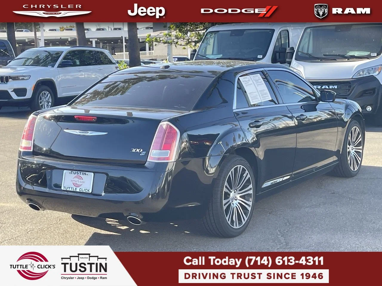 Used 2014 Gloss Black Chrysler 300S image 15