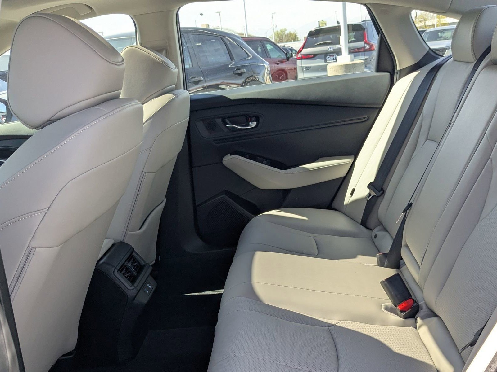 New 2026 Urban Gray Pearl Honda Touring image 17