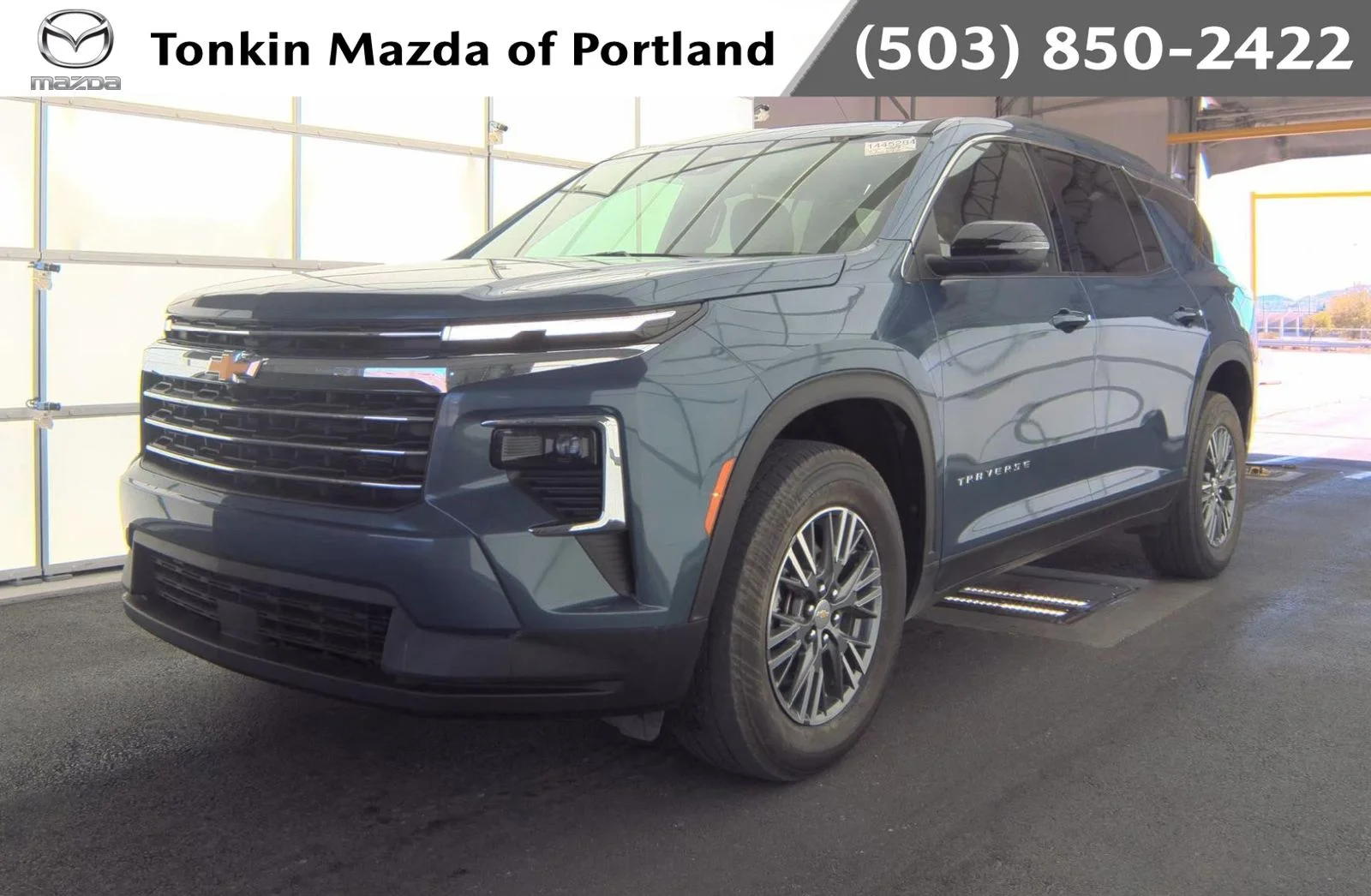 2025 Chevrolet Traverse AWD LT's photo