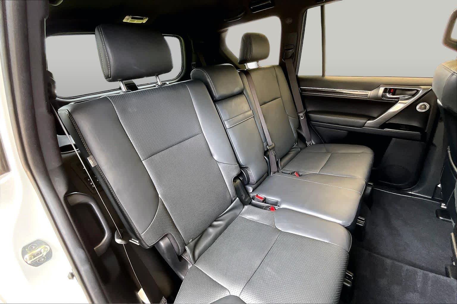 Used 2023 Eminent White Pearl Lexus Luxury image 17