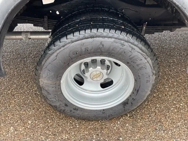 New 2023 Summit White Chevrolet Work Van image 11