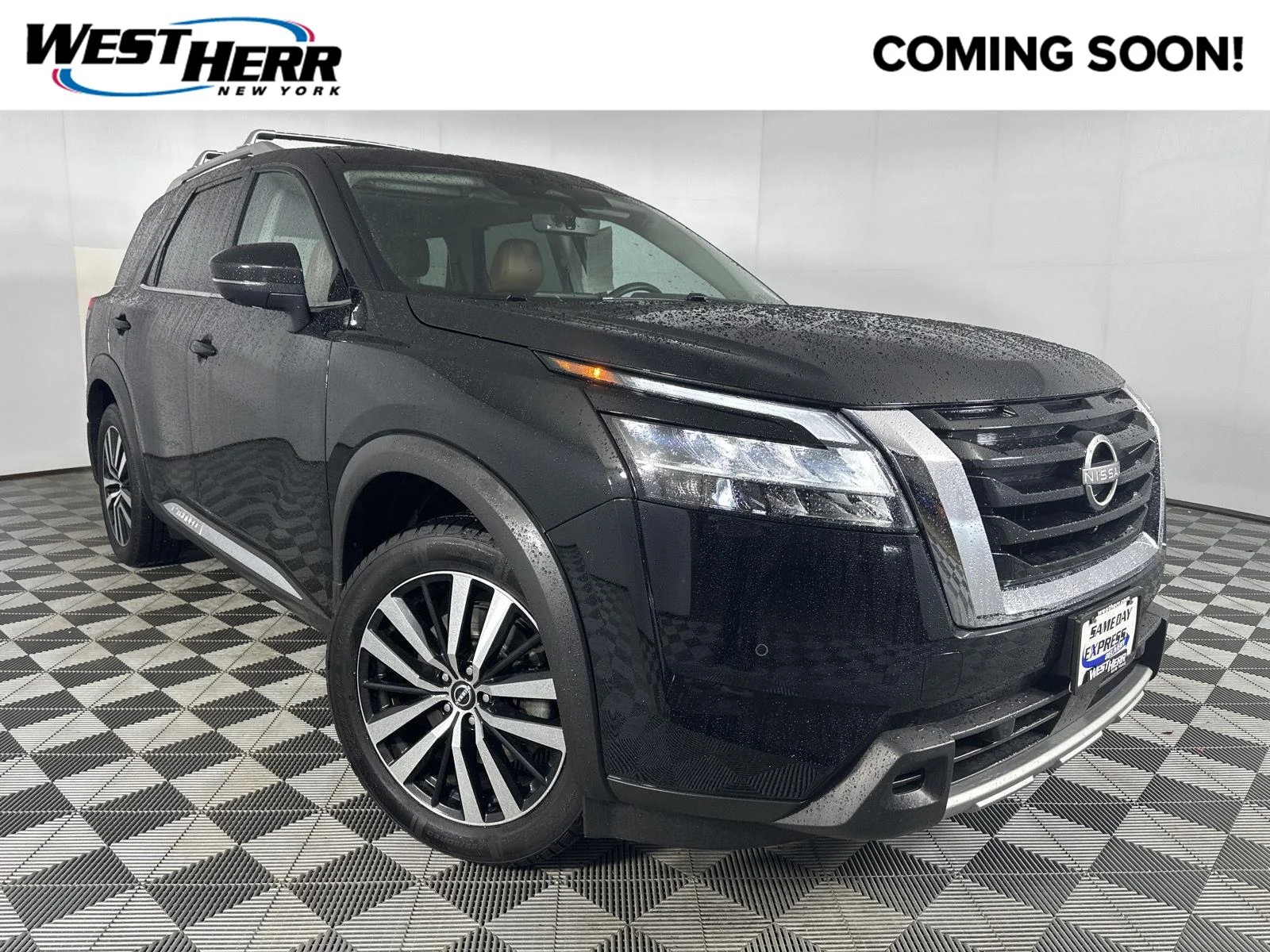 2024 Nissan Pathfinder Platinum