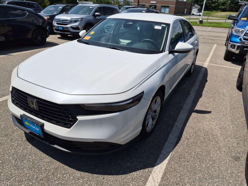 Certified Used 2024 White Honda LX image 3