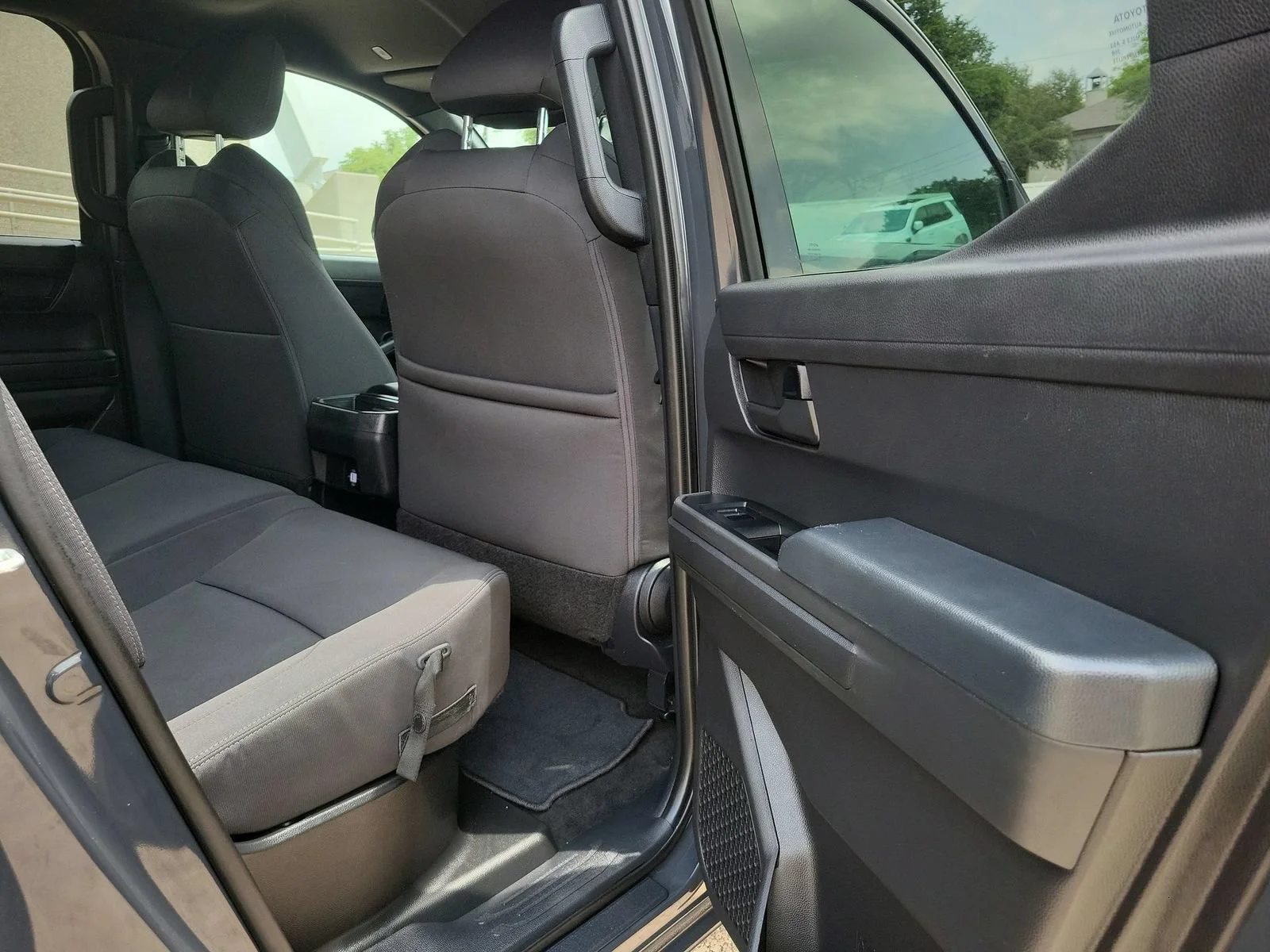 2024 Toyota Tacoma SR - Photo 27