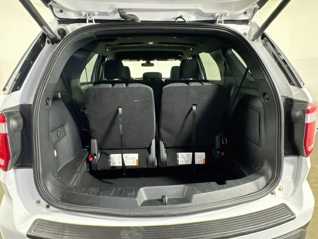 Used 2019 White Ford XLT image 30
