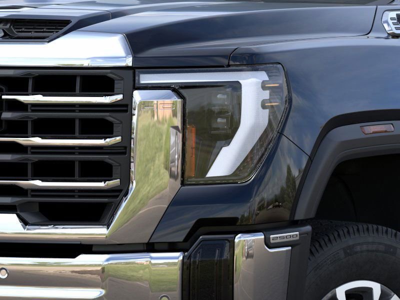 2025 GMC Sierra 2500HD SLT - Photo 10