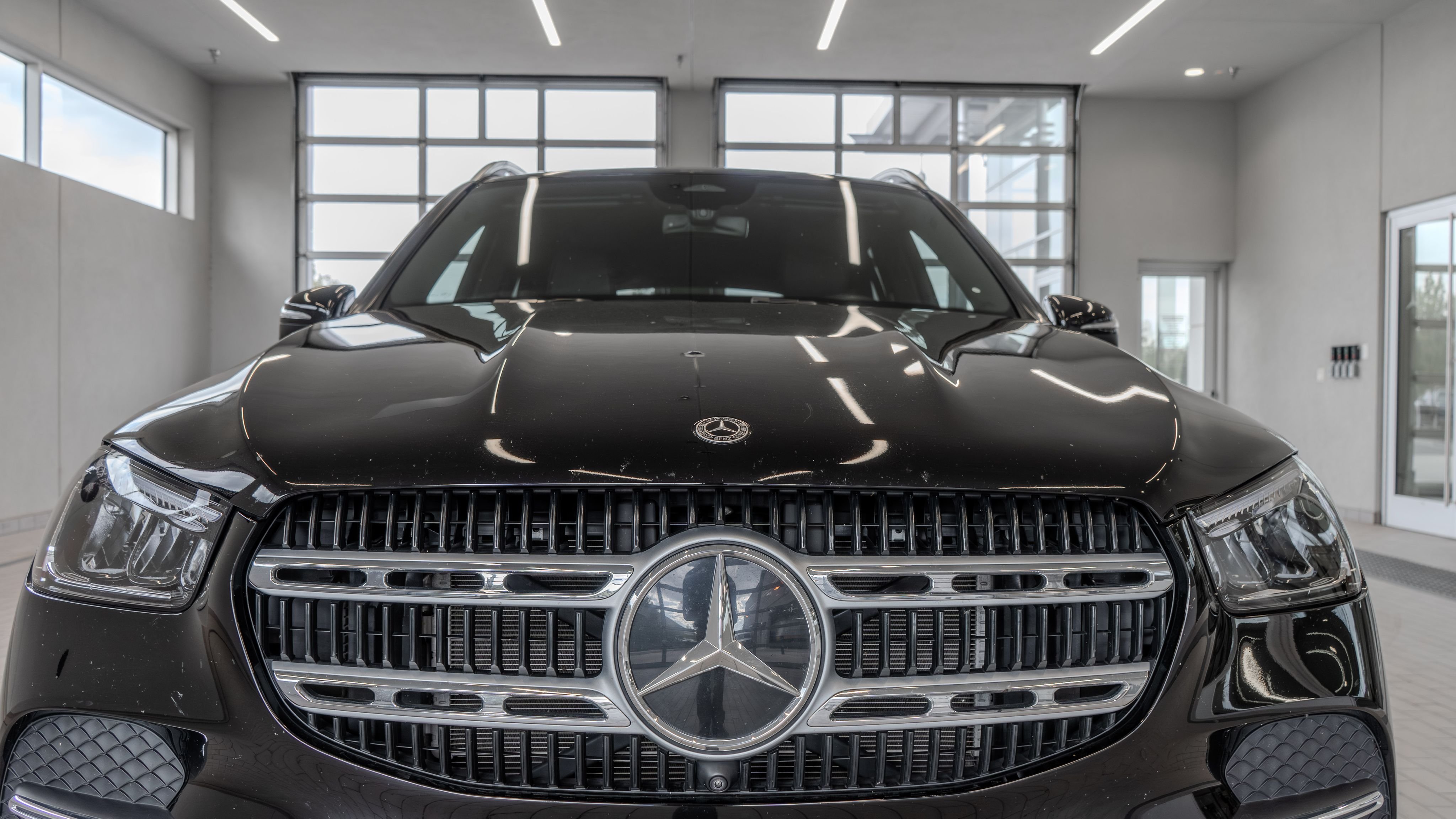 Certified Used 2024 Black Mercedes-Benz GLE 350 image 22