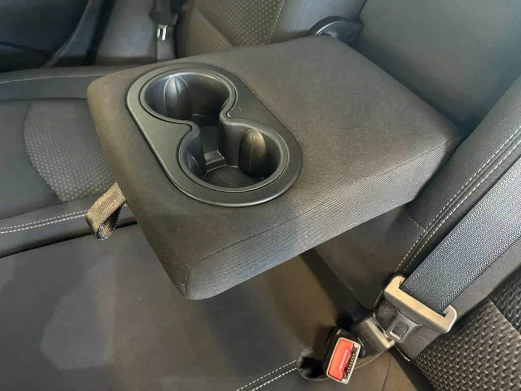 Used 2024 White GMC SLE image 28