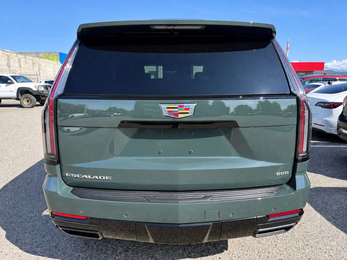 Used 2025 Green Cadillac 4wd Sport image 5