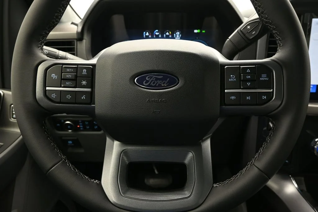 New 2026 Carbonized Gray Metallic Ford XLT image 28