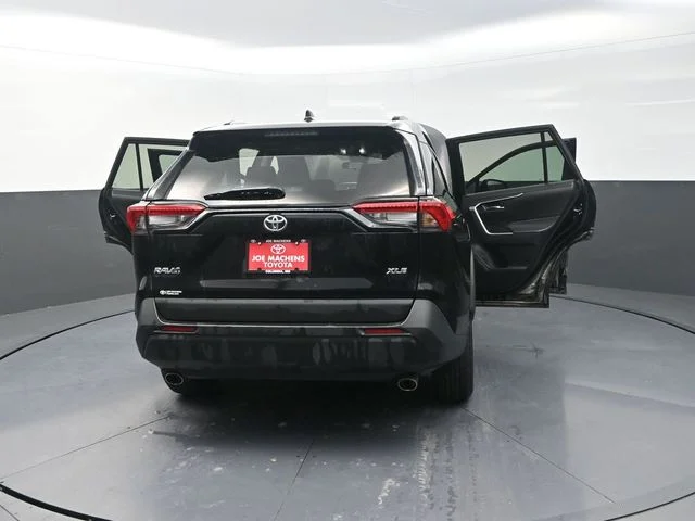 Used 2024 Black Toyota XLE image 43
