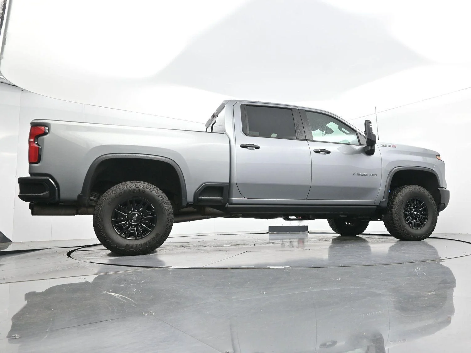 Used 2024 Sterling Gray Metallic Chevrolet ZR2 image 52