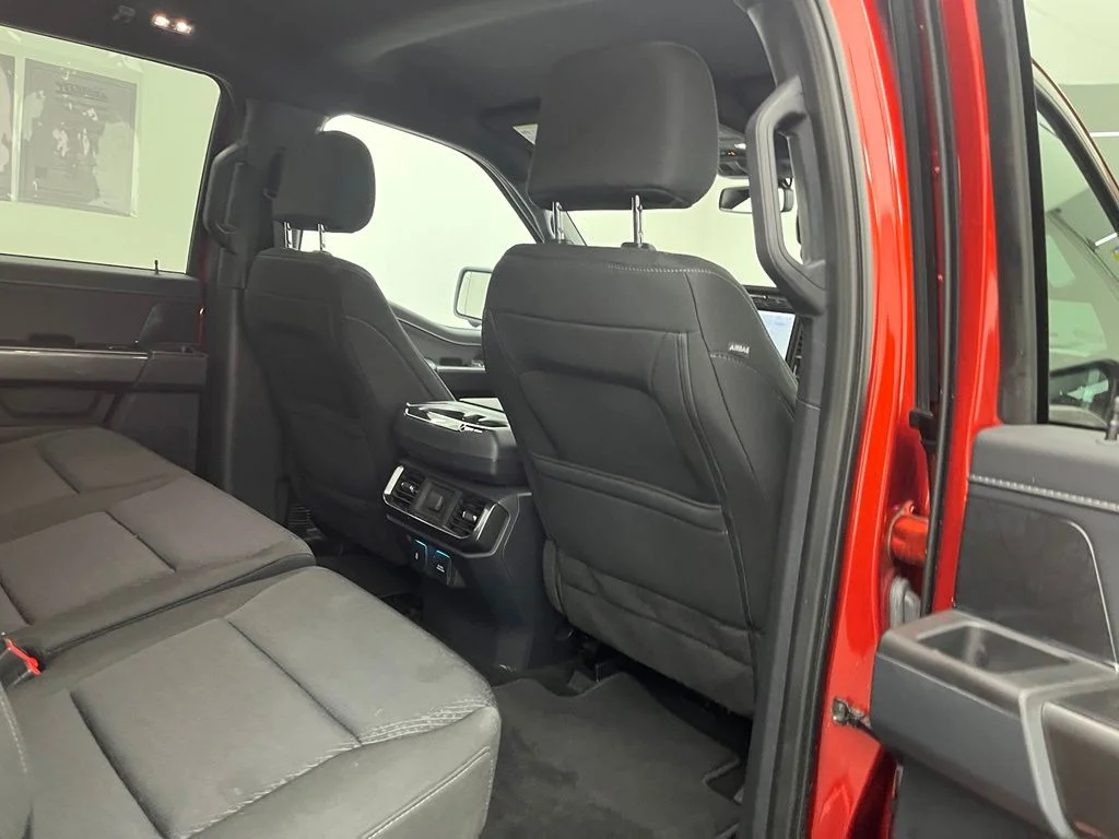 Used 2023 Red Ford XLT image 39