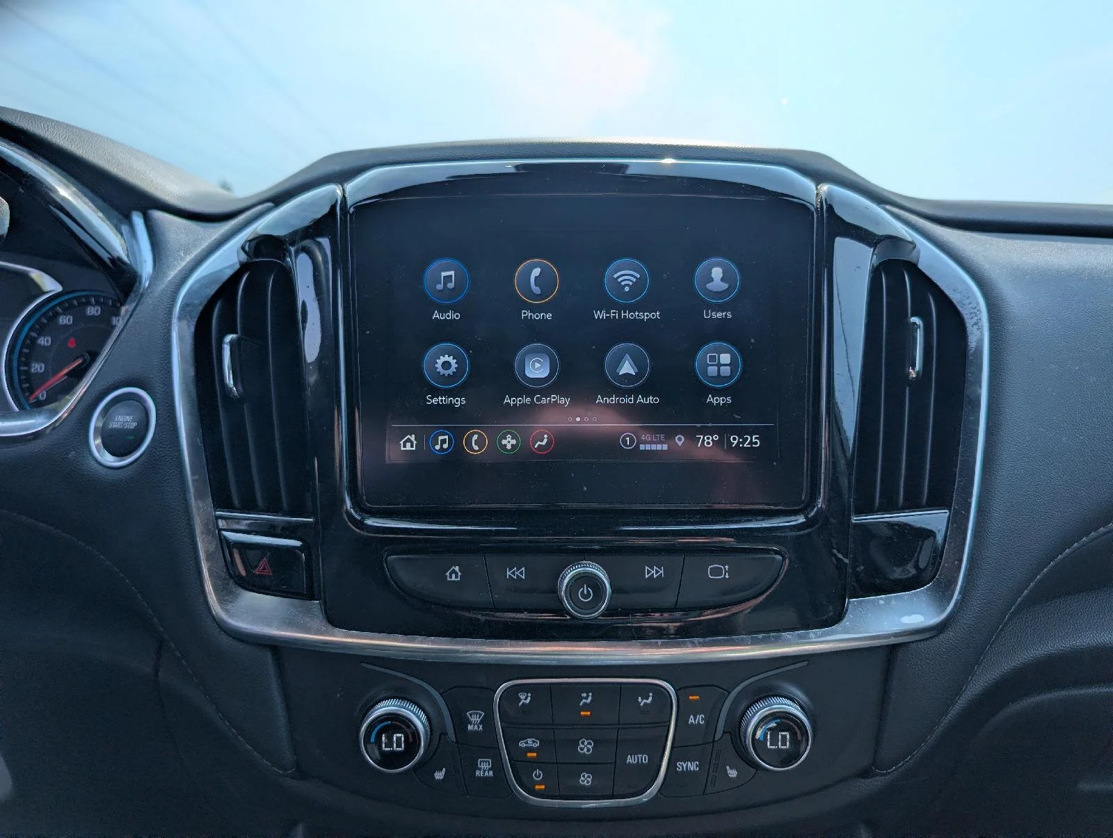 Used 2023 Northsky Blue Metallic Chevrolet LT Cloth image 20