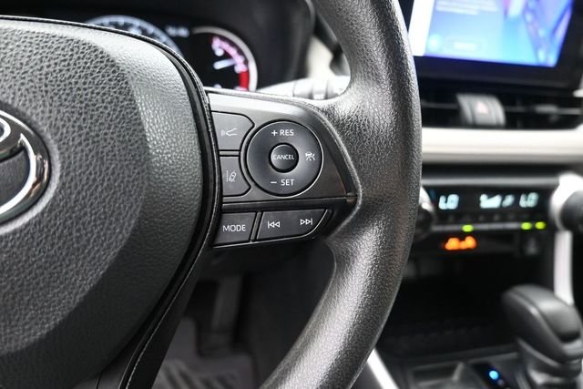 Used 2025 Silver Toyota XLE image 28