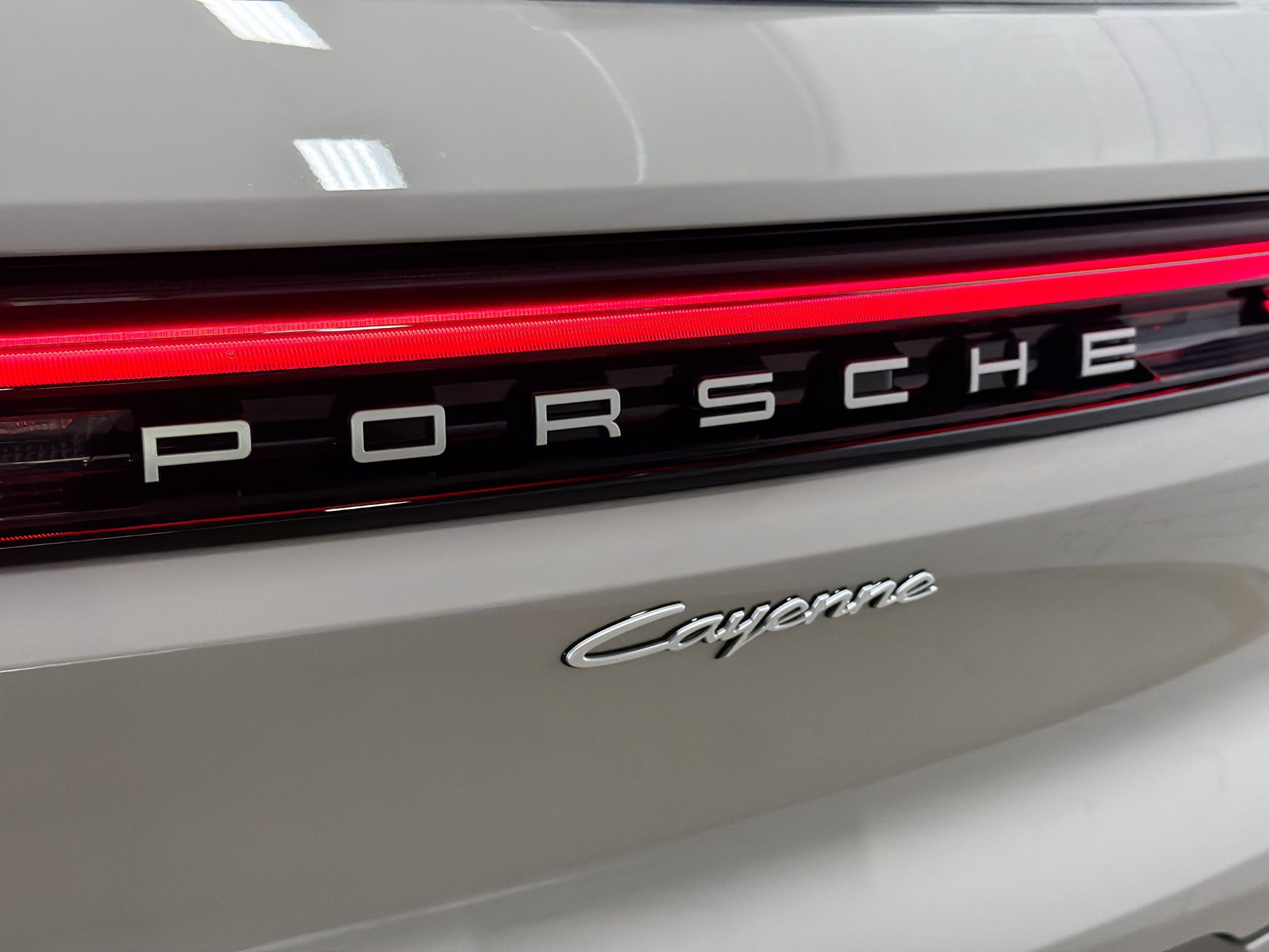 New 2026 Chalk Porsche E-Hybrid image 12