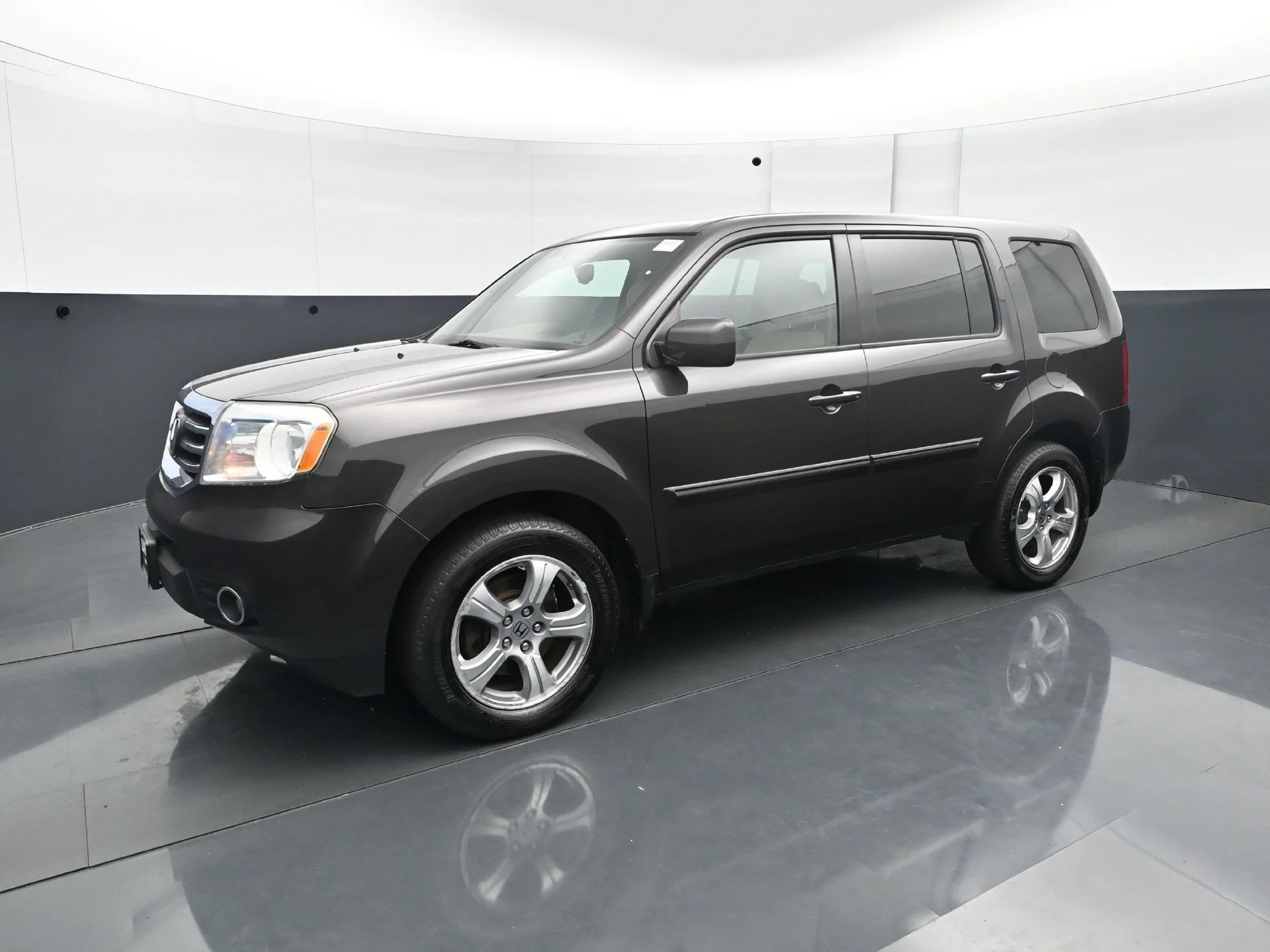 Used 2013 Honda Pilot EX-L with VIN 5FNYF4H52DB010075 for sale in Burnsville, MN