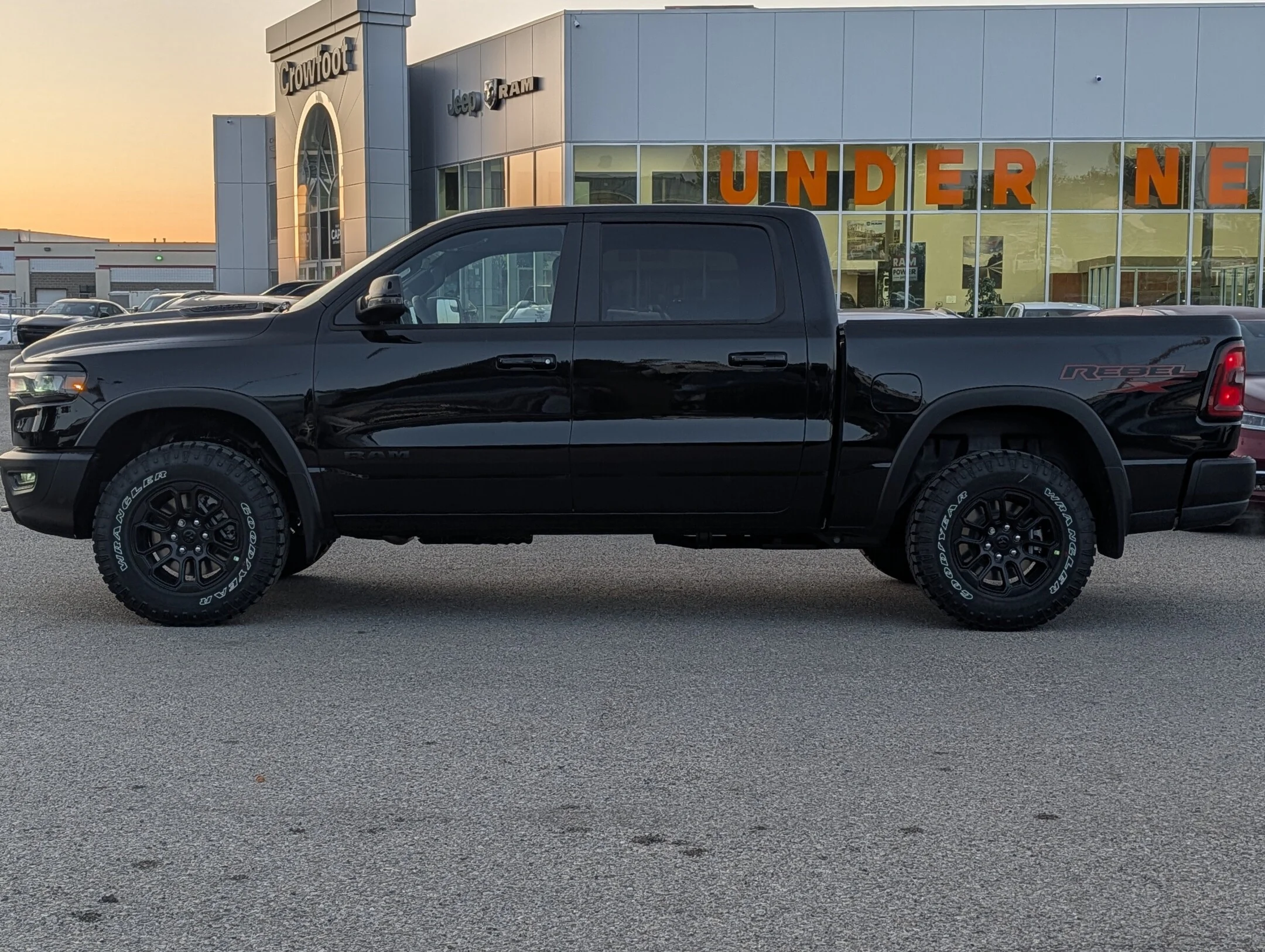 New 2027 Black RAM Rebel - - Rebel X Pkg - Level 2 Grp - Pano Sunroof - Harman/Kardon Audio & More! image 5