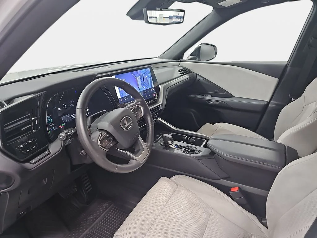Certified Used 2024 Off-white Lexus 550h+ Luxury image 15