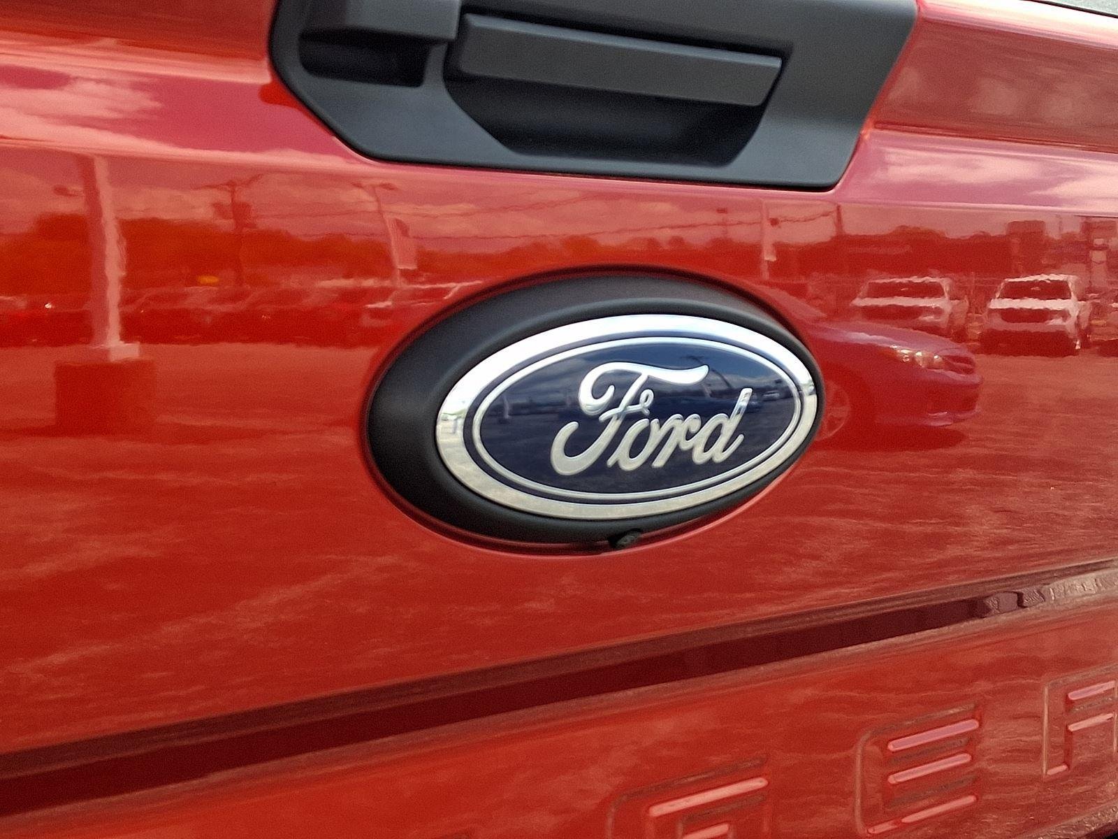 Certified Used 2024 Hot Pepper Red Tinted Clearcoat Ford LARIAT image 28