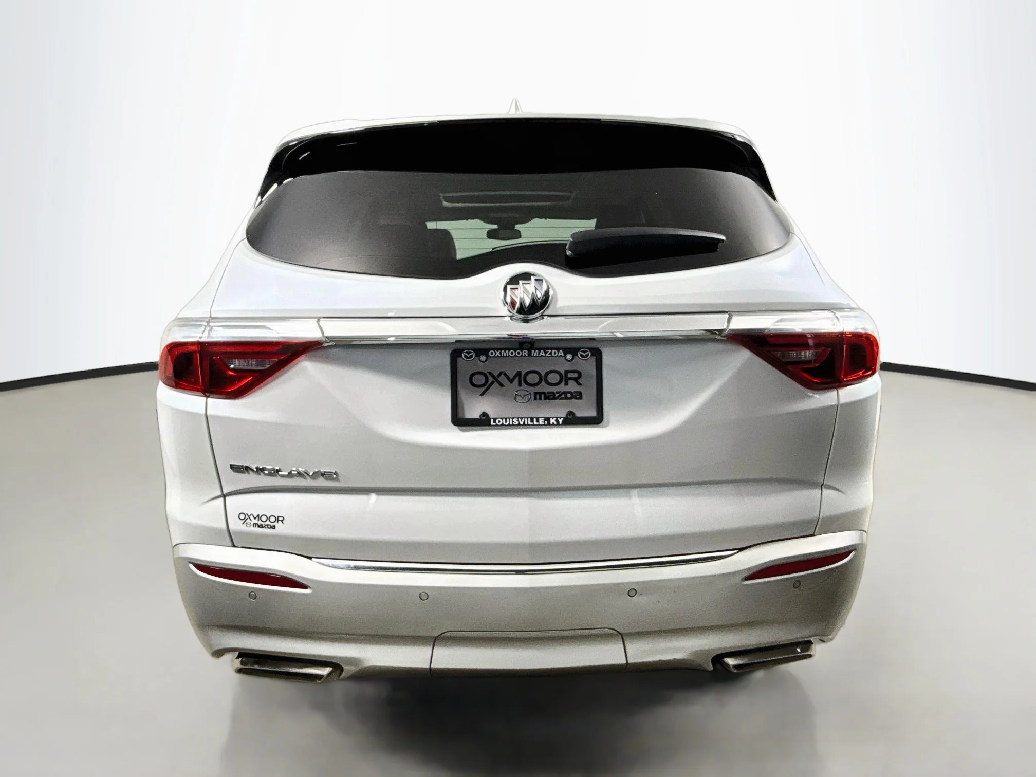 Used 2023 White Frost Tricoat Buick Essence image 6