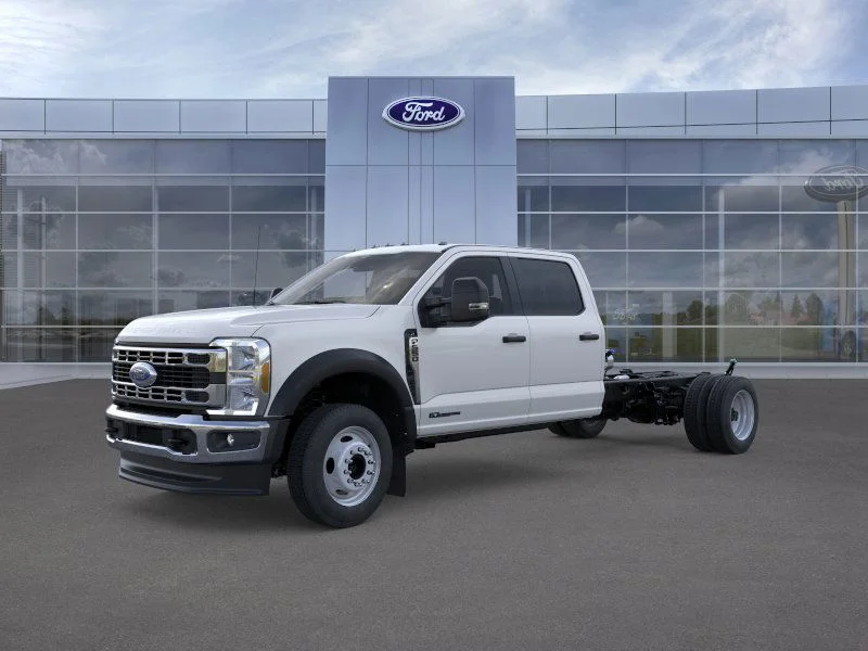 2025 Ford F-550 Super Duty Chassis Cab