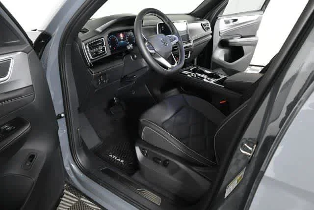 2026 Volkswagen Atlas Cross Sport SE w/Tech - Photo 27