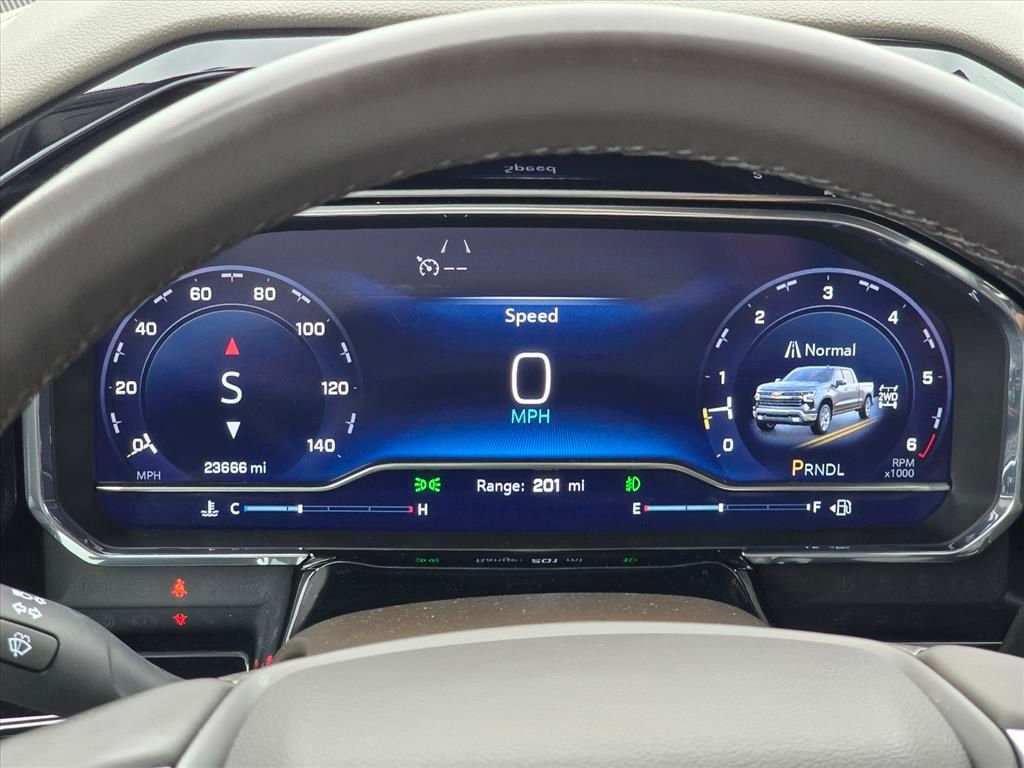 Used 2024 Gray Chevrolet RST image 7