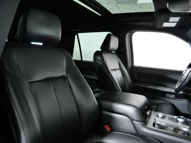 Used 2021 White Ford XLT image 8