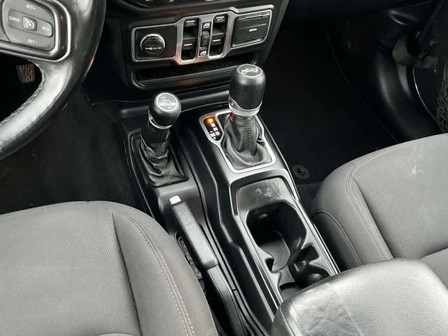 Used 2018 Gray Jeep Unlimited Sport S image 14