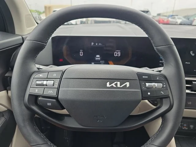 2026 Kia Sportage EX - Photo 9
