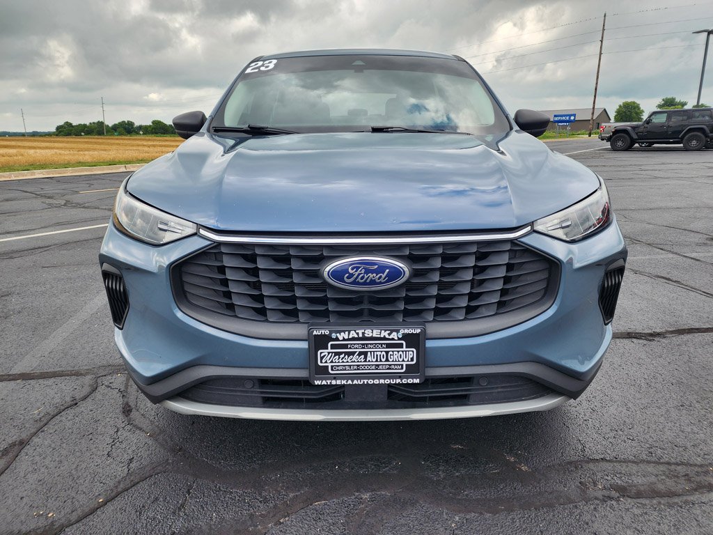 Used 2023 Blue Ford Active image 2