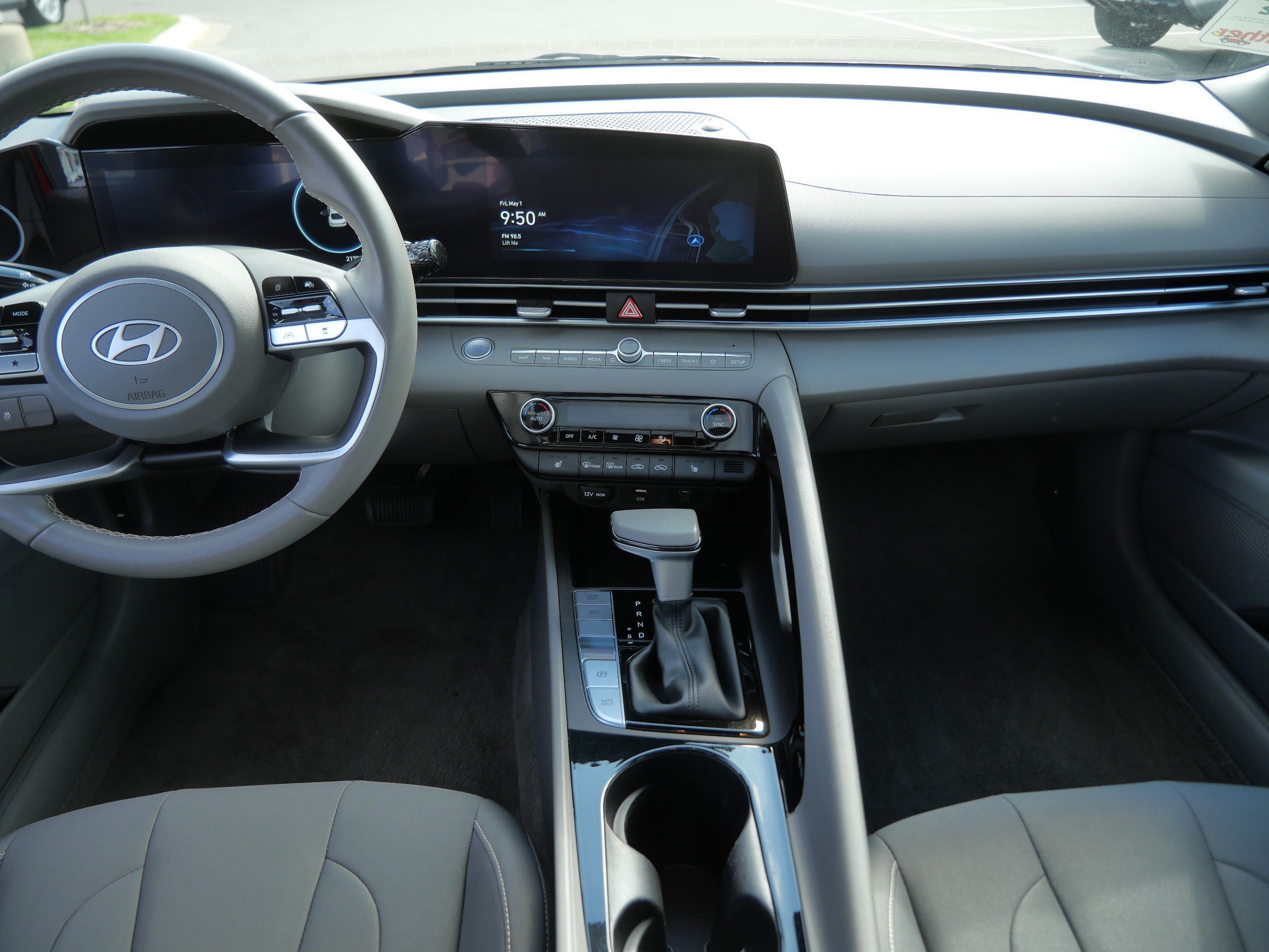 Used 2025 Ultimate Red Hyundai SEL Convenience image 10
