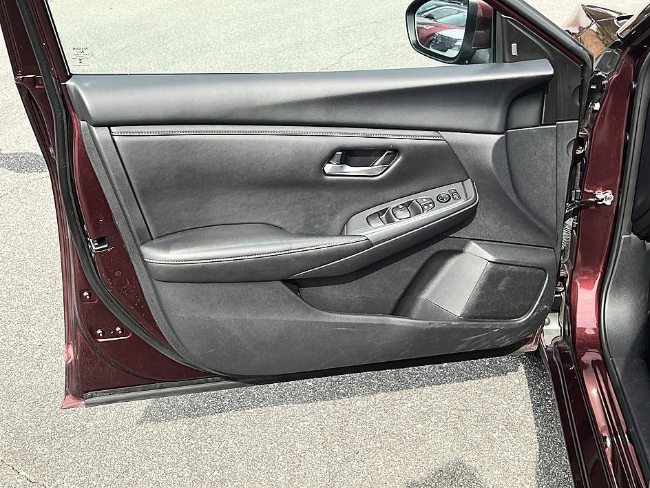 Certified Used 2025 Rosewood Metallic Nissan SV image 19