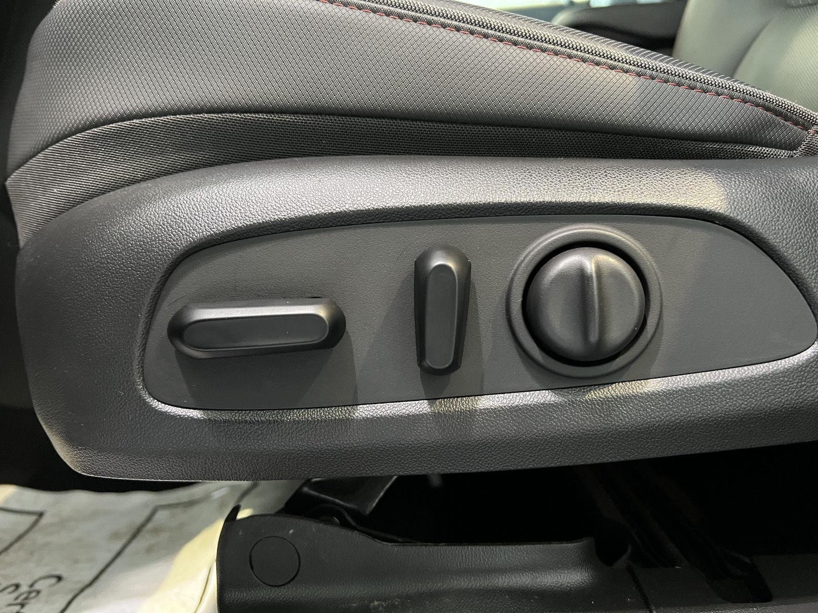 Used 2022 Mosaic Black Metallic Chevrolet RS image 19