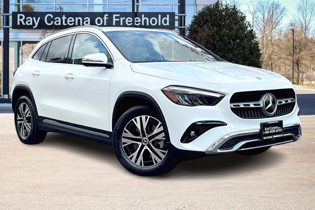 Certified Used 2025 White Mercedes-Benz GLA 250 image 11
