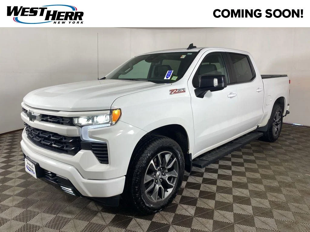 Used 2022 Summit White Chevrolet 4WD Crew Cab Short Bed RST image 1