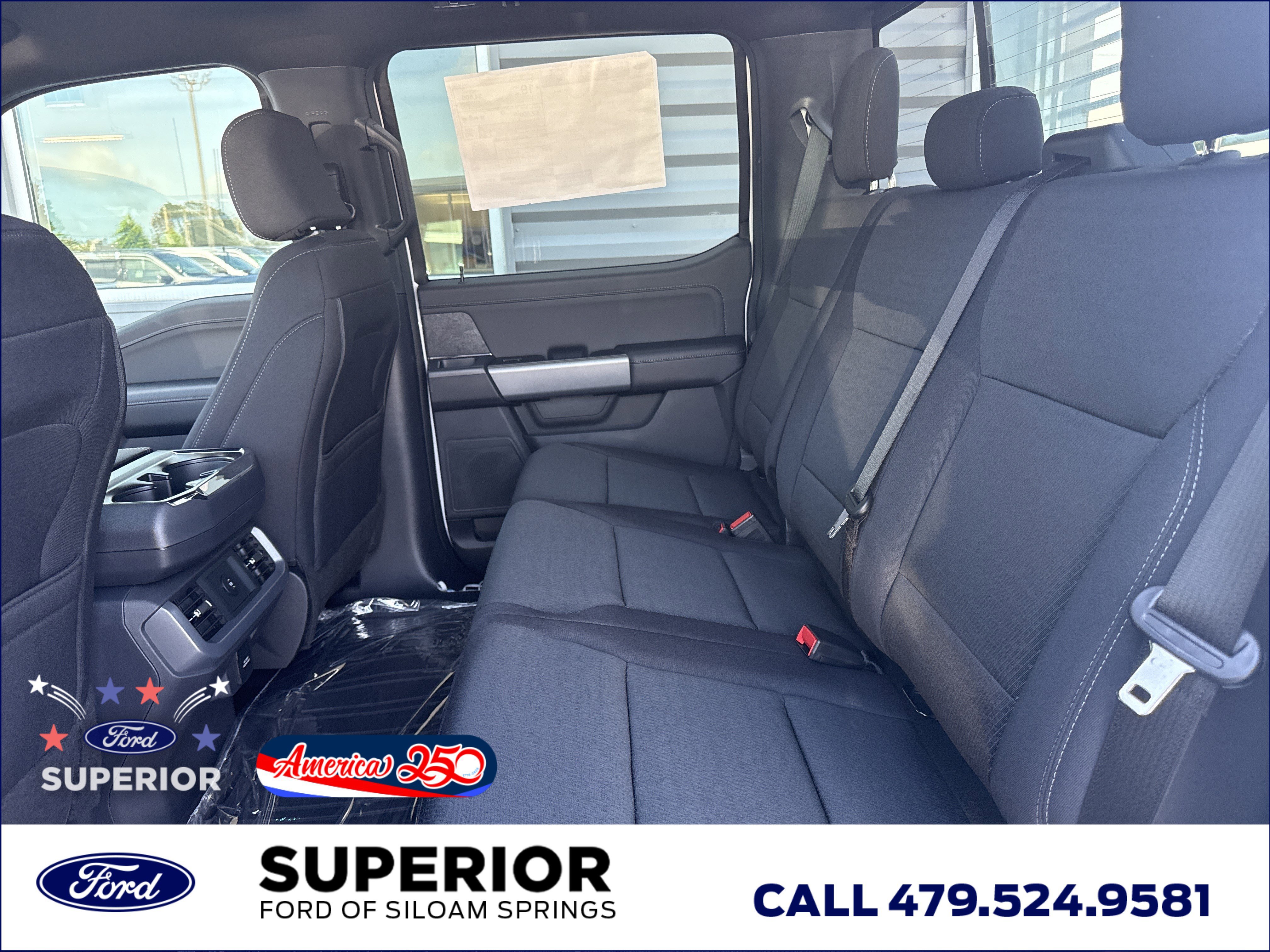 New 2026 Oxford White Ford XLT image 6