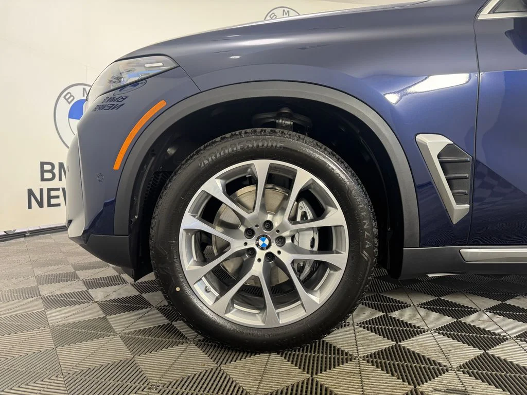 Used 2026 Blue BMW xDrive40i image 12