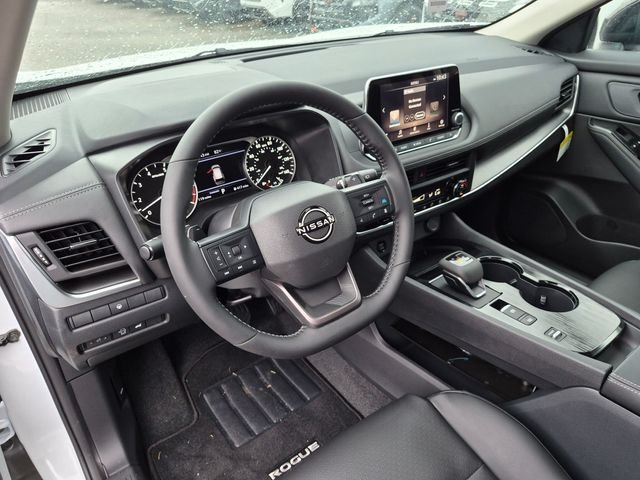 Used 2026 White Nissan Dark Armor image 33