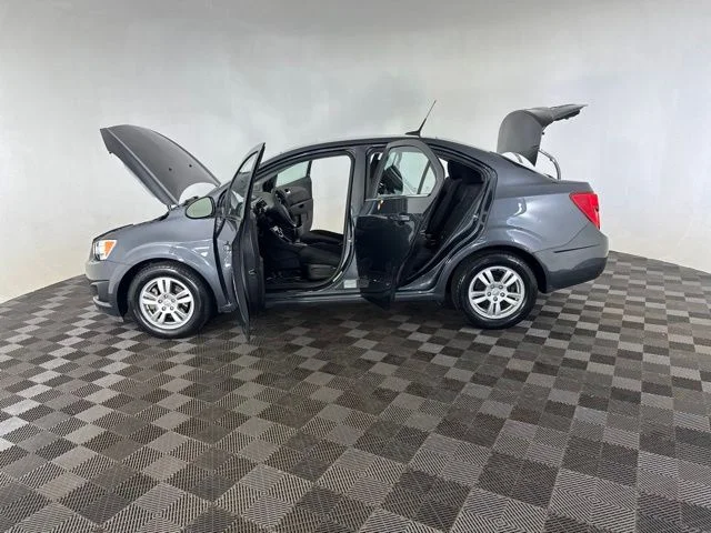 Used 2012 Gray Chevrolet 2LT image 12