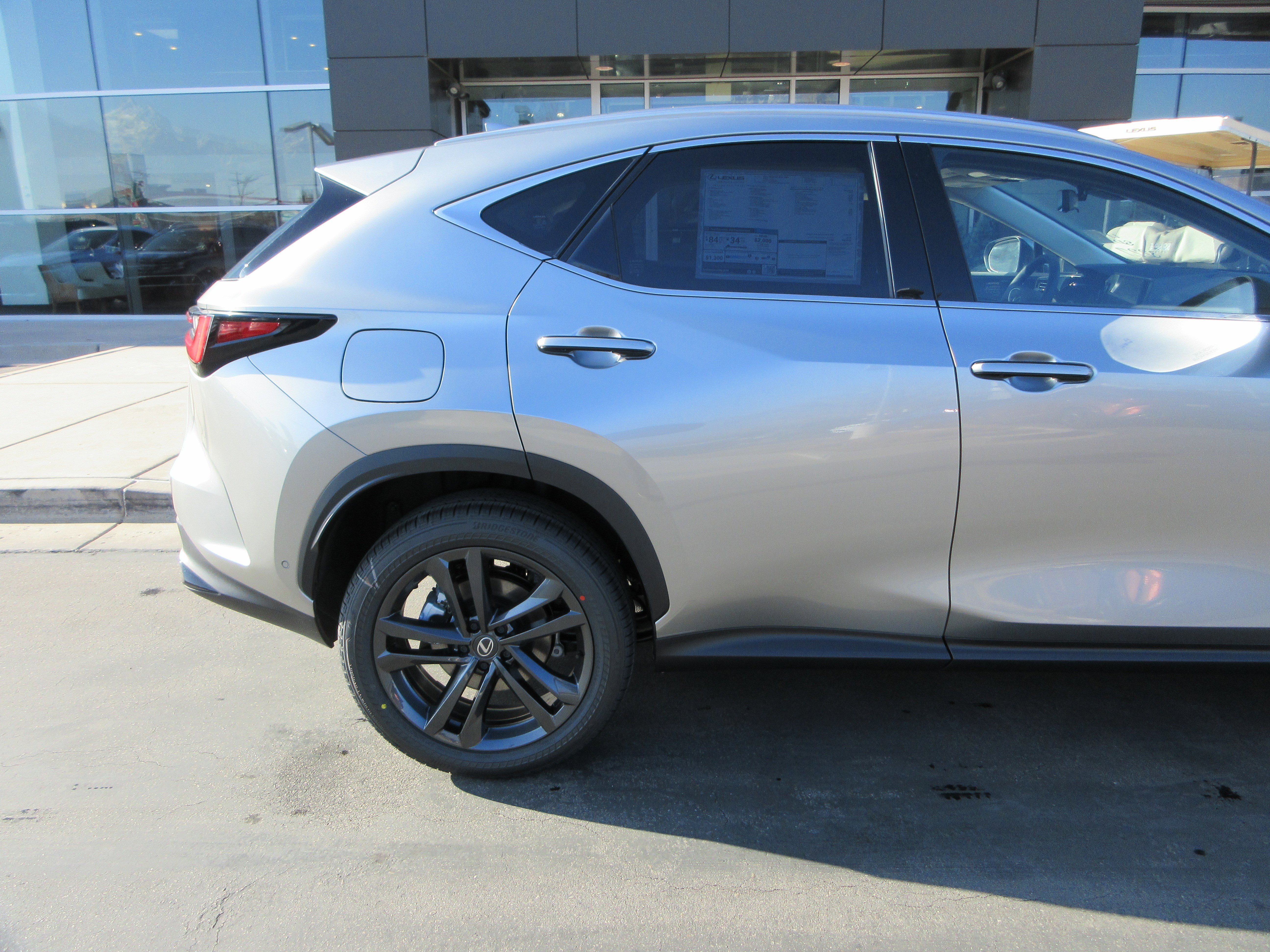 2026 Lexus NX 450h+ Luxury - Photo 10